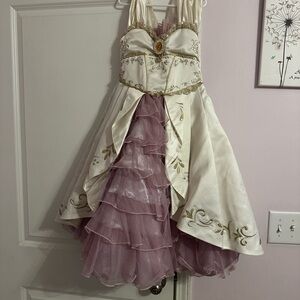 Rapunzel LTD edition Disney Parks RARE 1 of 4000 wedding dress size 6.